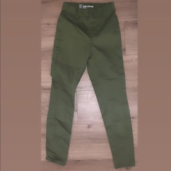 Army green pants size small - Picture 1 of 3